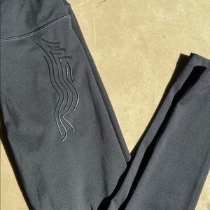 NWOT Gymshark Leggings (S)